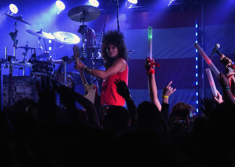 Students bring Velcro Pygmies to Geneva High School